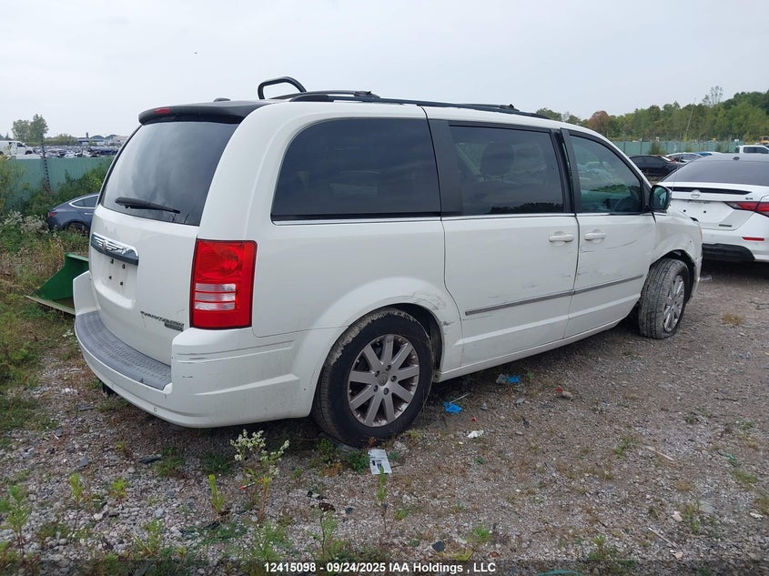 2A8HR54X69R507218 2009 CHRYSLER TOWN & COUNTRY photo no. 4