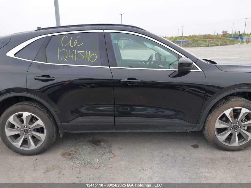 1FMCU9JA2SUB24520 2025 FORD ESCAPE photo no. 13