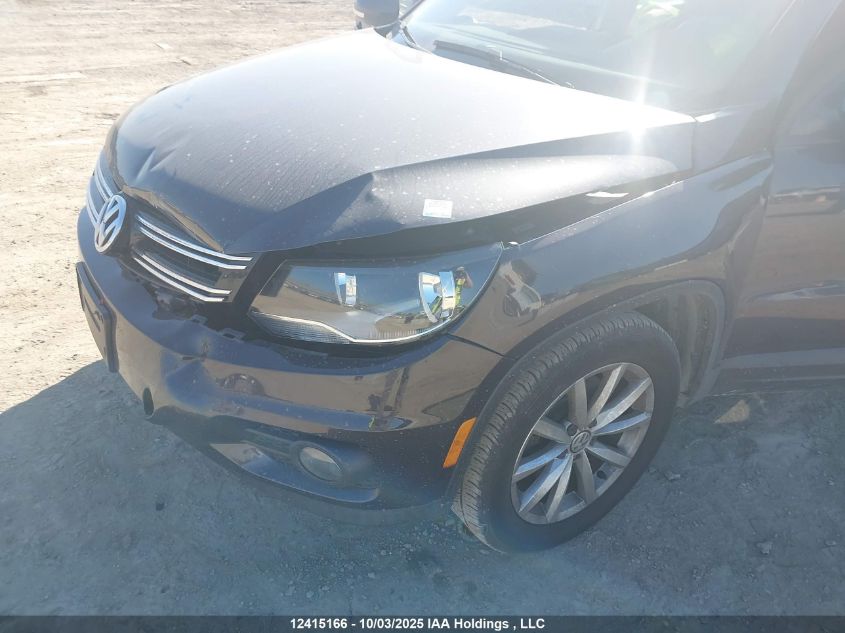 2016 Volkswagen Tiguan Comfortline/Highline/Special Edition VIN: WVGJV7AX6GW545777 Lot: 12415166