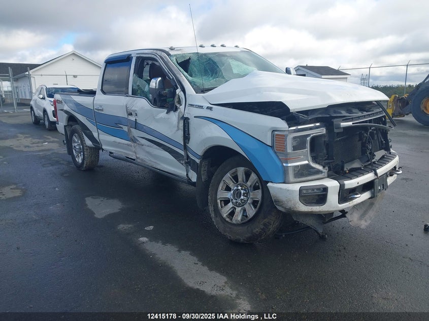 FORD F-350 PLATINUM