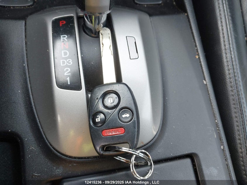 1HGCP36818A800045 2008 HONDA ACCORD photo no. 11