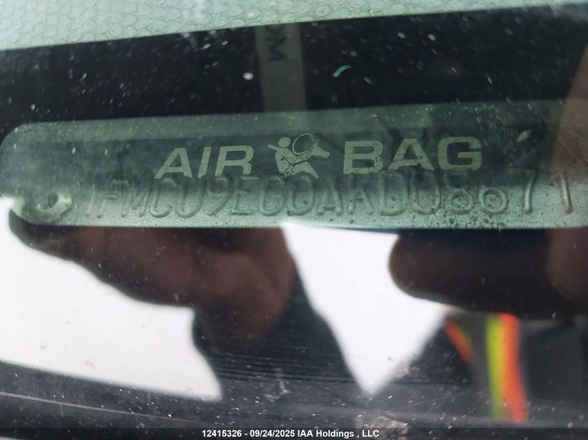 2010 Ford Escape Limited VIN: 1FMCU9EG0AKD08671 Lot: 12415326