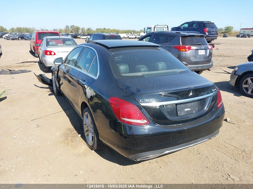 2015 Mercedes-Benz C 300 4Matic black sedan null 55SWF4KB2FU085348 photo #4