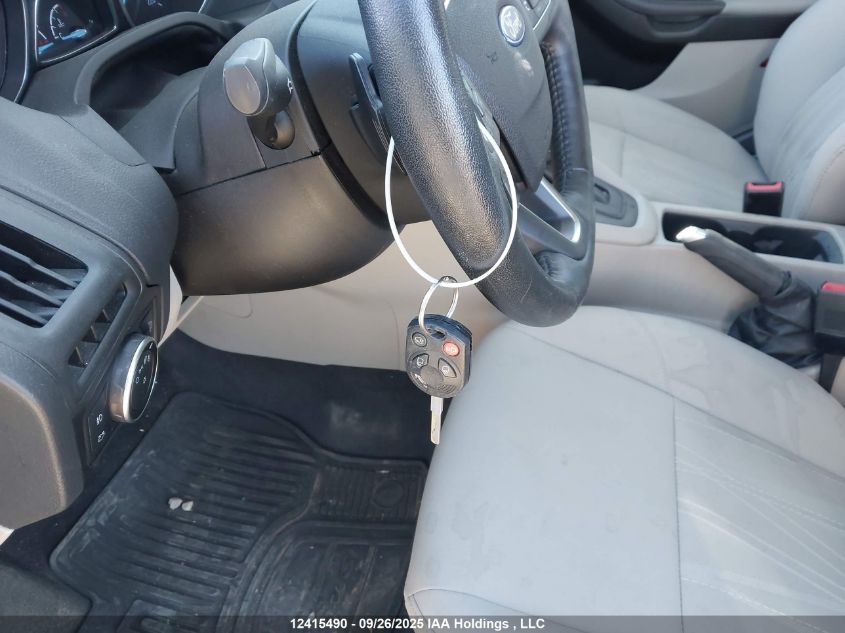 2015 Ford Focus Se VIN: 1FADP3K2XFL331808 Lot: 12415490