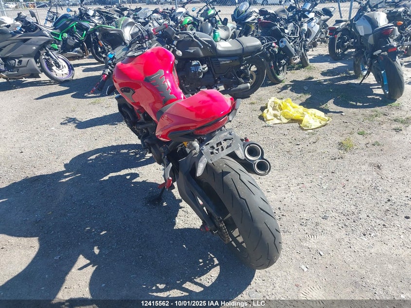 ZDM1RBTSXHB024135 2017 DUCATI MONSTER photo no. 3