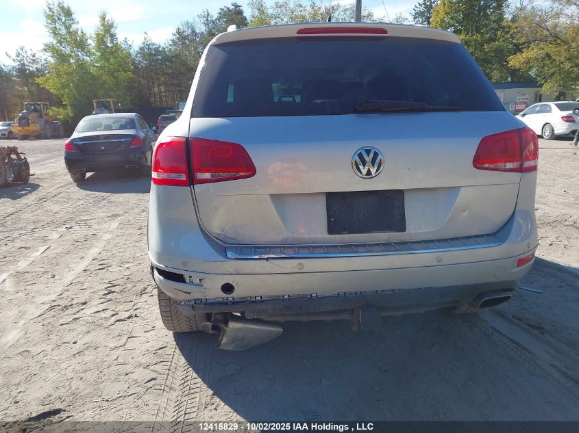 2013 Volkswagen Touareg VIN: WVGEP9BP2DD010619 Lot: 12415829