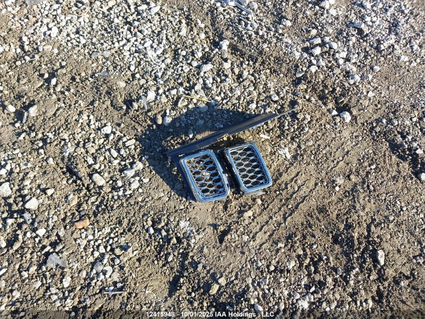 2018 Jeep Grand Cherokee Overland VIN: 1C4RJFCM9JC406915 Lot: 12415948