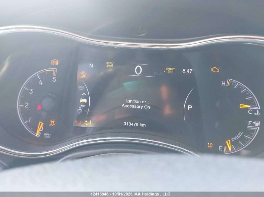 2018 Jeep Grand Cherokee Overland VIN: 1C4RJFCM9JC406915 Lot: 12415948