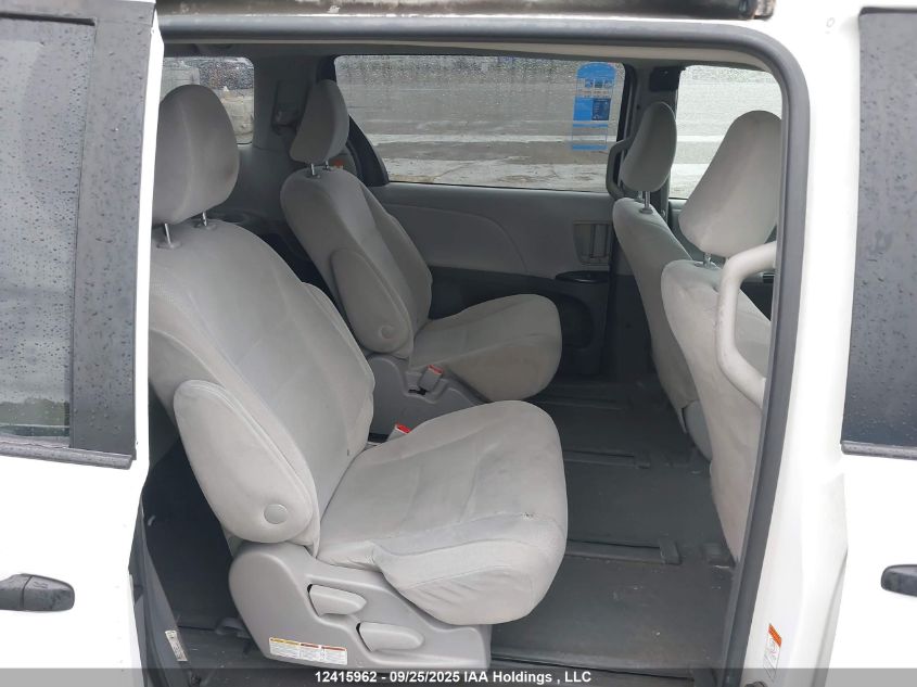 2019 Toyota Sienna VIN: 5TDZZ3DC5KS011398 Lot: 12415962