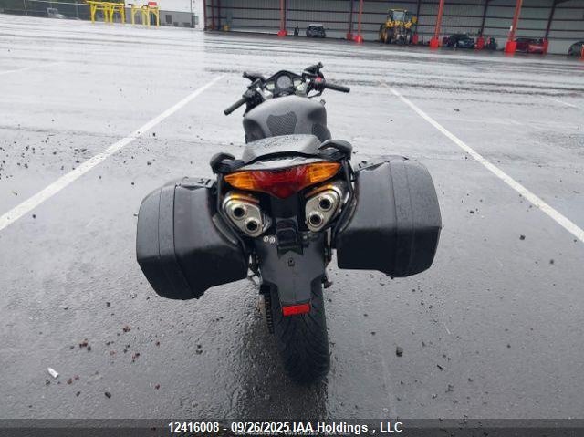 JH2RC46525M700117 2005 HONDA VFR photo no. 7