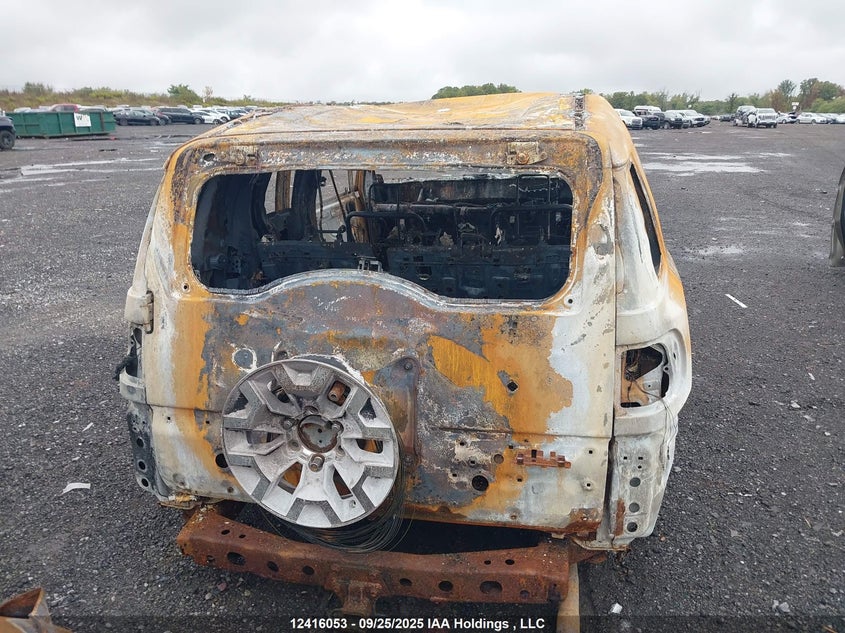JTEBU11F170006952 2007 TOYOTA FJ CRUISER photo no. 15