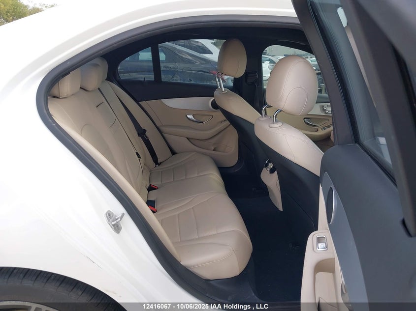 2015 Mercedes-Benz C 300 4Matic VIN: 55SWF4KB6FU092237 Lot: 12416067