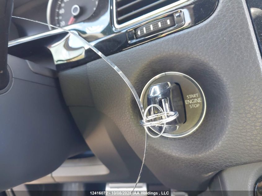 2016 Volkswagen Touareg 3.6L Execline/3.6L Highline VIN: WVGDF9BP5GD011931 Lot: 12416072