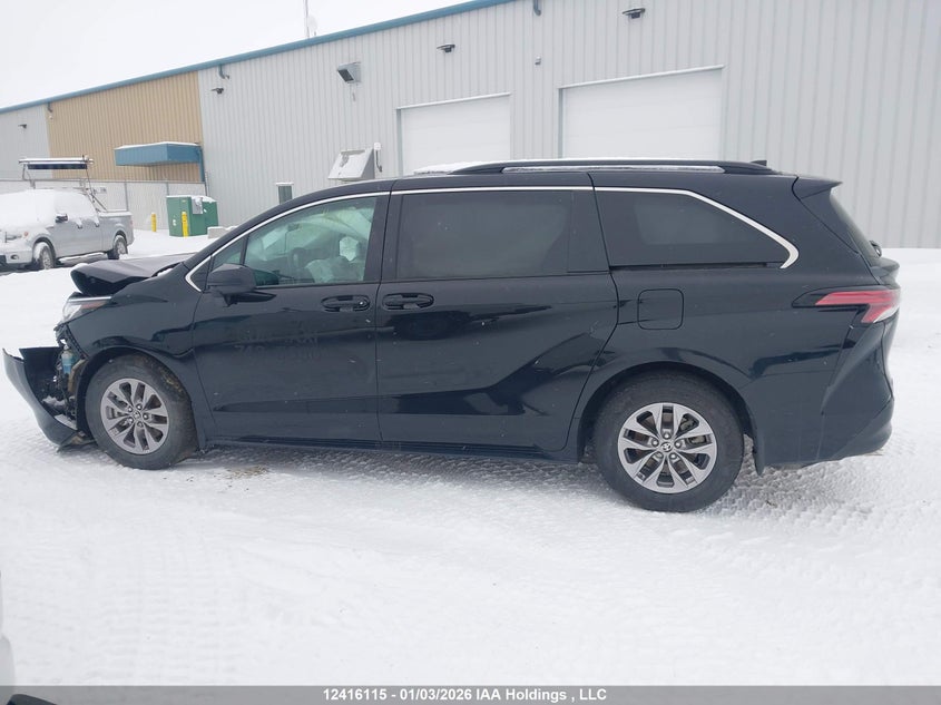5TDGSKFCXNS058918 2022 TOYOTA SIENNA photo no. 14