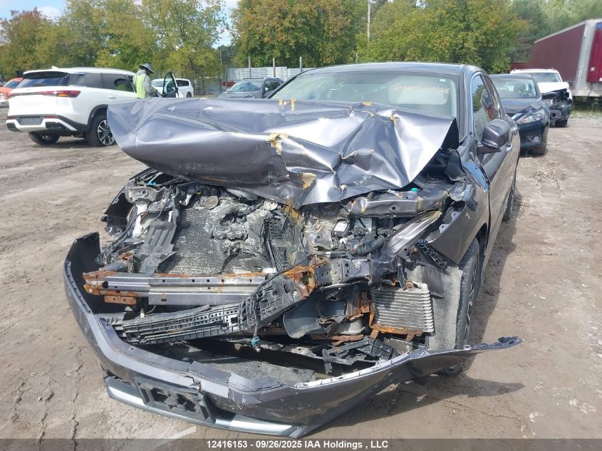 2015 Honda Accord Hybrid VIN: 1HGCR6F3XFA800235 Lot: 12416153