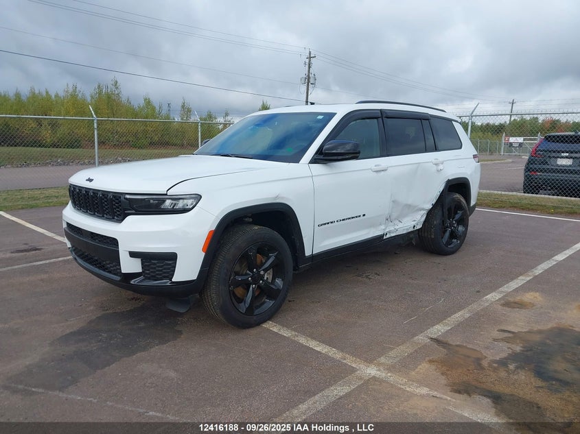1C4RJKAG8R8596243 2024 JEEP GRAND CHEROKEE photo no. 2