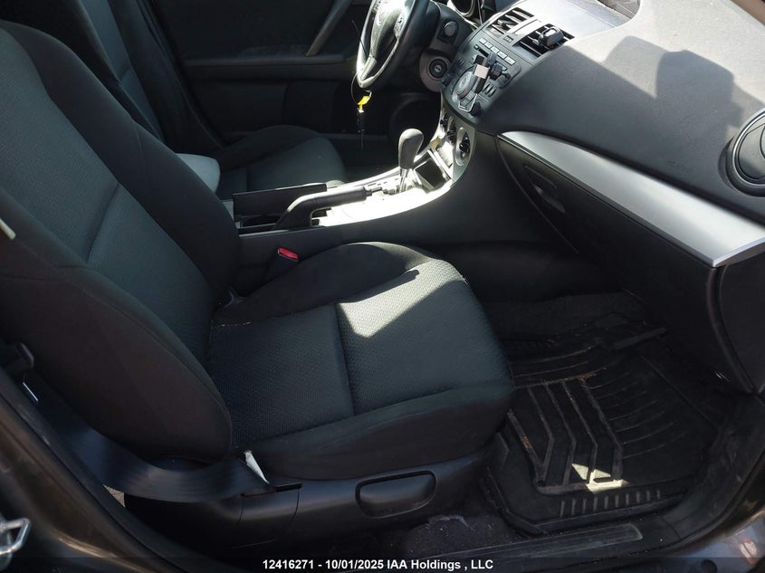 JM1BL1SF6A1227129 2010 MAZDA 3 photo no. 5