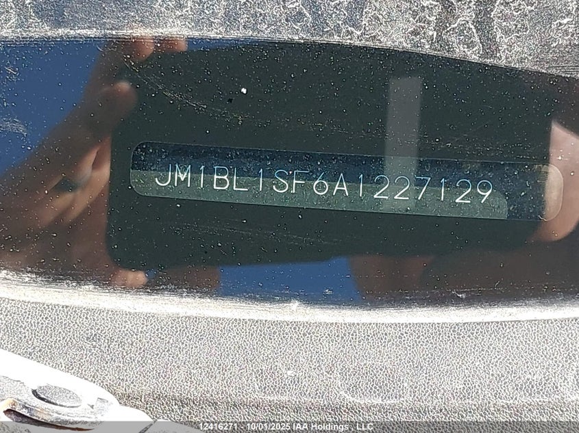 JM1BL1SF6A1227129 2010 MAZDA 3 photo no. 9