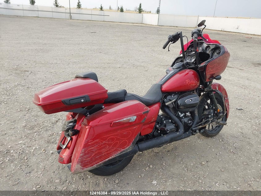 5HD1KTCAXJB647670 2018 HARLEY-DAVIDSON ROAD GLIDE photo no. 4