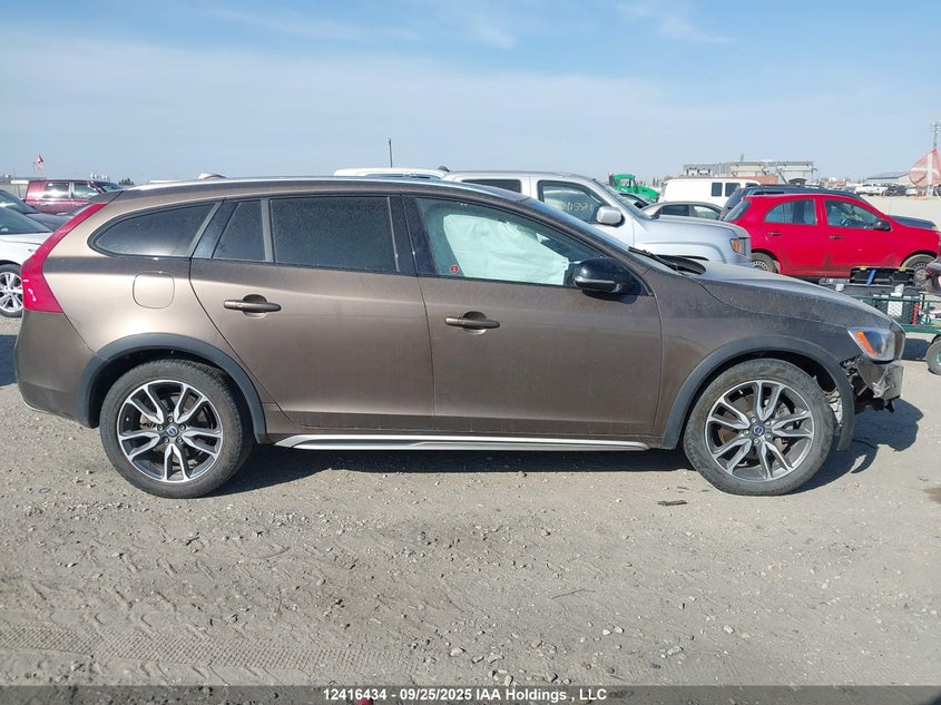 2015 Volvo V60 Cross Country T5 VIN: YV4612HL3F1001905 Lot: 12416434