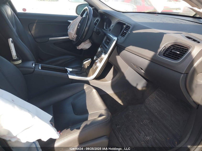 YV4612HL3F1001905 2015 VOLVO V60 CROSS COUNTRY photo no. 5