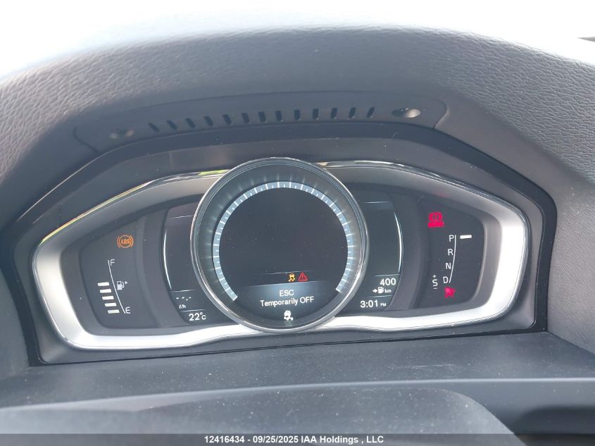 2015 Volvo V60 Cross Country T5 VIN: YV4612HL3F1001905 Lot: 12416434