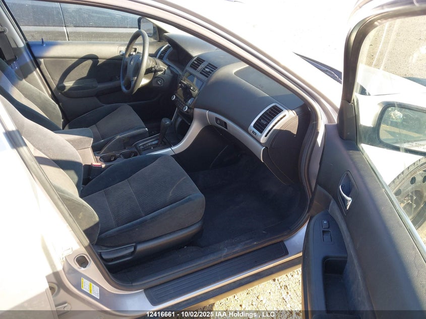 1HGCM56463A805283 2003 HONDA ACCORD photo no. 5
