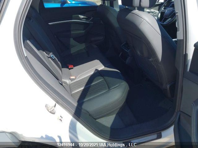 WA1AAAGE4KB008306 2019 AUDI E-TRON photo no. 9