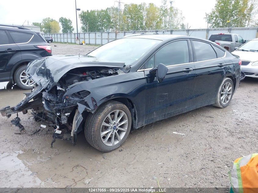 3FA6P0H75HR362060 2017 FORD FUSION photo no. 2