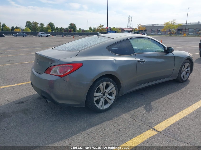 2010 Hyundai Genesis 2.0T Premium VIN: KMHHT6KDXAU006116 Lot: 12405223X