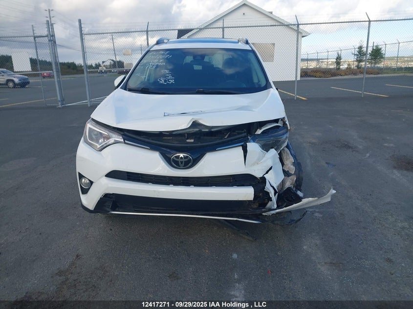2T3RFREV3JW848840 2018 TOYOTA RAV 4 photo no. 13
