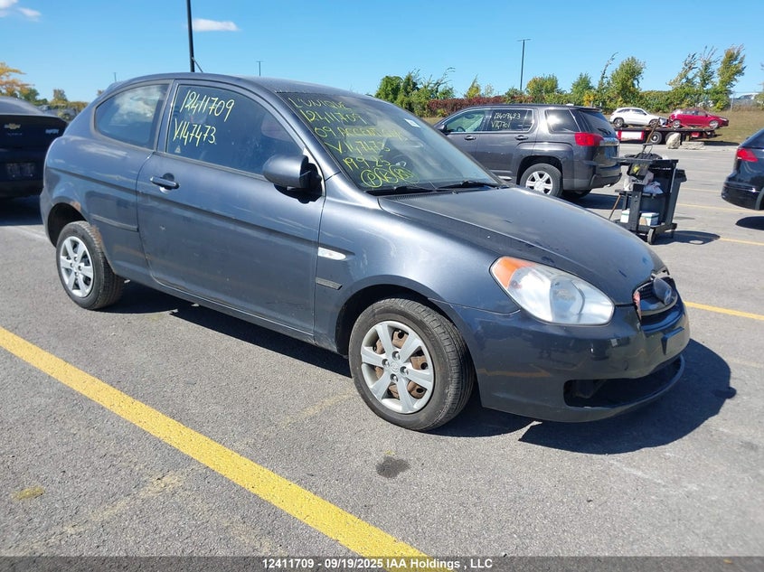 2009 Hyundai Accent Gl/Gl Sport/L VIN: KMHCN35C29U147473 Lot: 12411709X