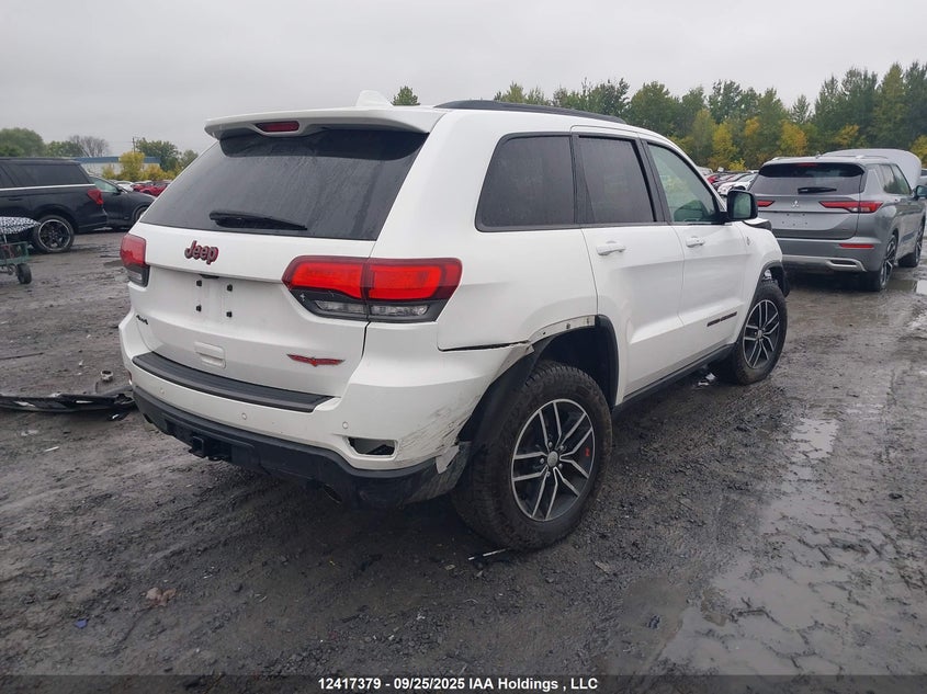 1C4RJFLT3JC374681 2018 JEEP GRAND CHEROKEE photo no. 4
