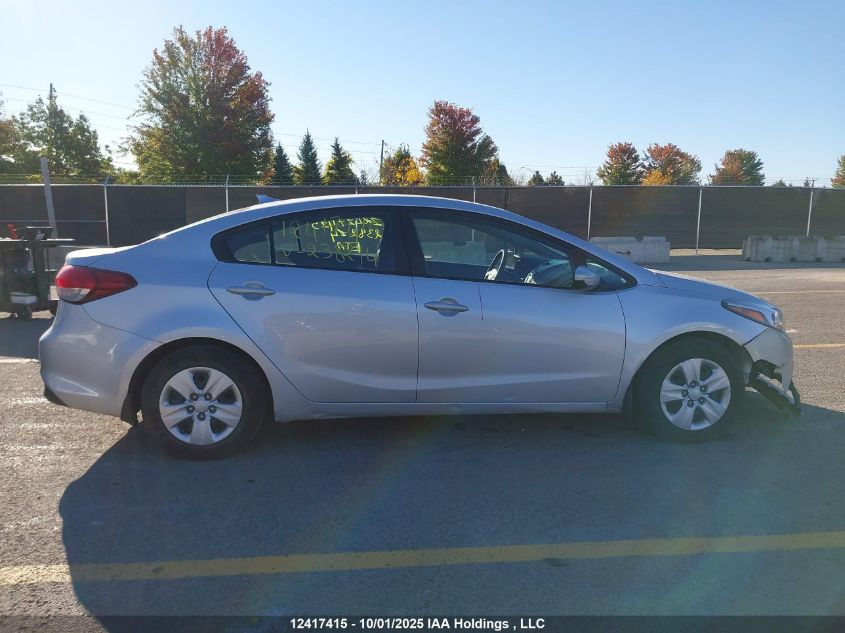 2018 Kia Forte VIN: 3KPFK4A71JE238214 Lot: 12417415