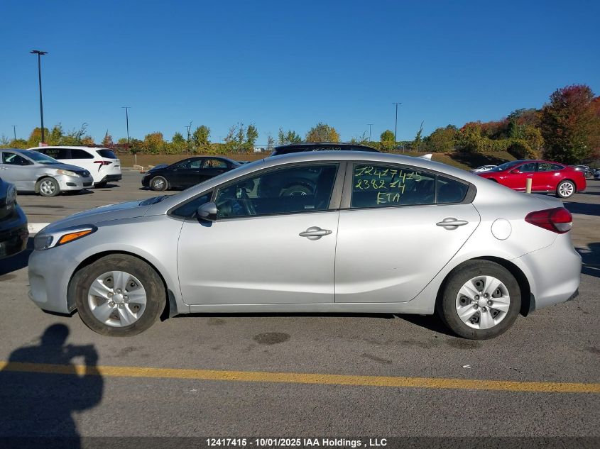 2018 Kia Forte VIN: 3KPFK4A71JE238214 Lot: 12417415