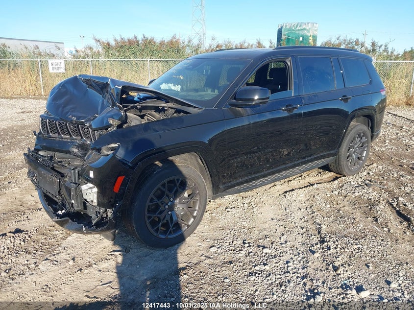 1C4RJKET6P8862587 2023 JEEP GRAND CHEROKEE photo no. 2