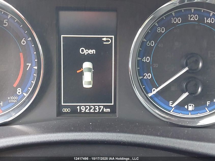 2018 Toyota Corolla VIN: 2T1BURHE1JC986115 Lot: 12417495