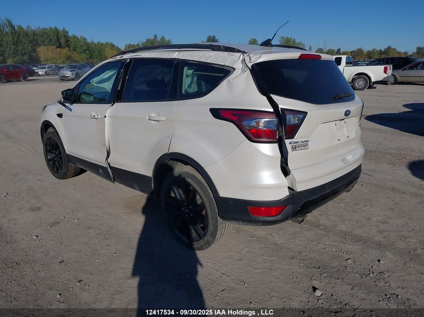 1FMCU9J91JUC96249 2018 FORD ESCAPE photo no. 3