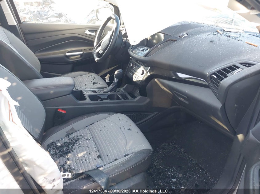 1FMCU9J91JUC96249 2018 FORD ESCAPE photo no. 5