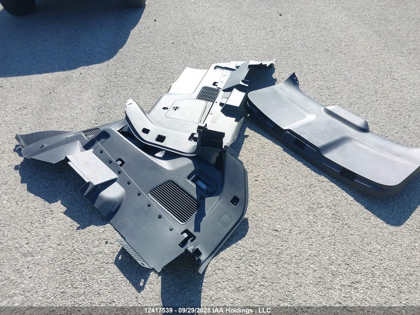 2025 Ford Explorer Police Interceptor VIN: 1FM5K8AW1SGA32544 Lot: 12417539