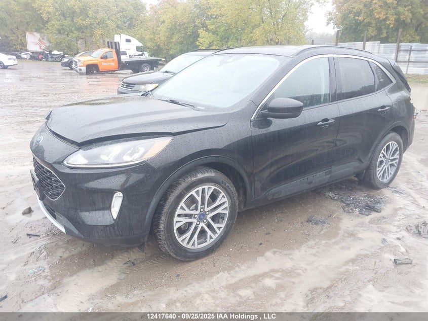 1FMCU9H99LUC45414 2020 FORD ESCAPE photo no. 2