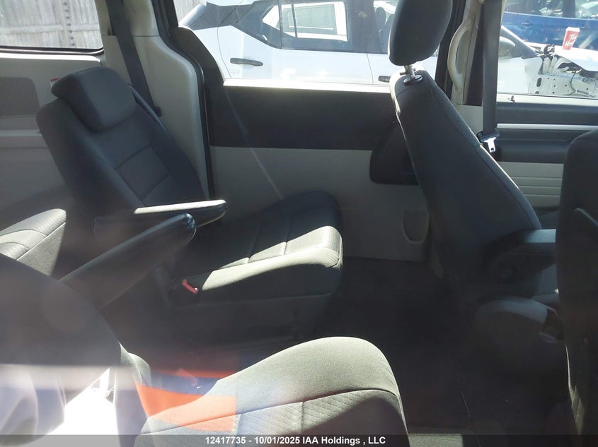 2010 Dodge Grand Caravan Se VIN: 2D4RN4DE0AR226846 Lot: 12417735