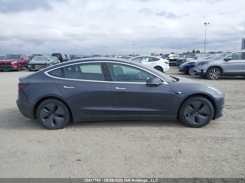 5YJ3E1EA0JF075631 2018 TESLA MODEL 3 photo no. 12