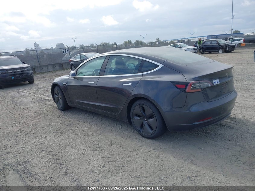 5YJ3E1EA0JF075631 2018 TESLA MODEL 3 photo no. 3
