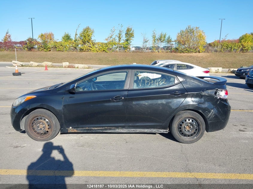 5NPDH4AE2DH157422 2013 HYUNDAI ELANTRA photo no. 14