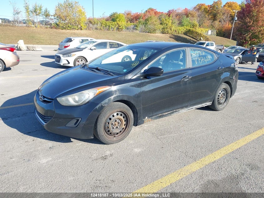 5NPDH4AE2DH157422 2013 HYUNDAI ELANTRA photo no. 2
