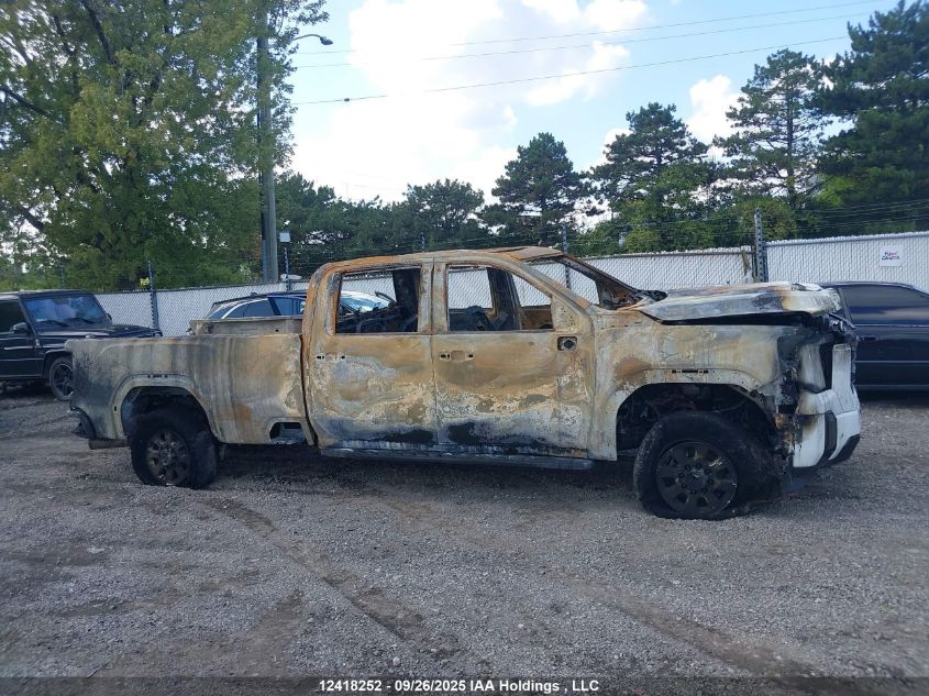 2024 GMC Sierra 3500Hd At4 VIN: 1GT49VEY6RF222667 Lot: 12418252