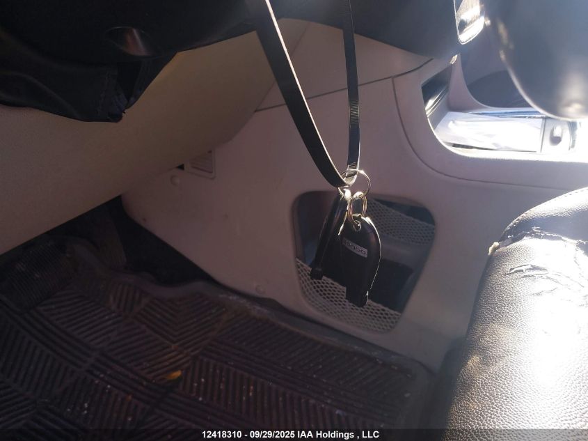 2017 Dodge Grand Caravan VIN: 2C4RDGDG1HR692363 Lot: 12418310