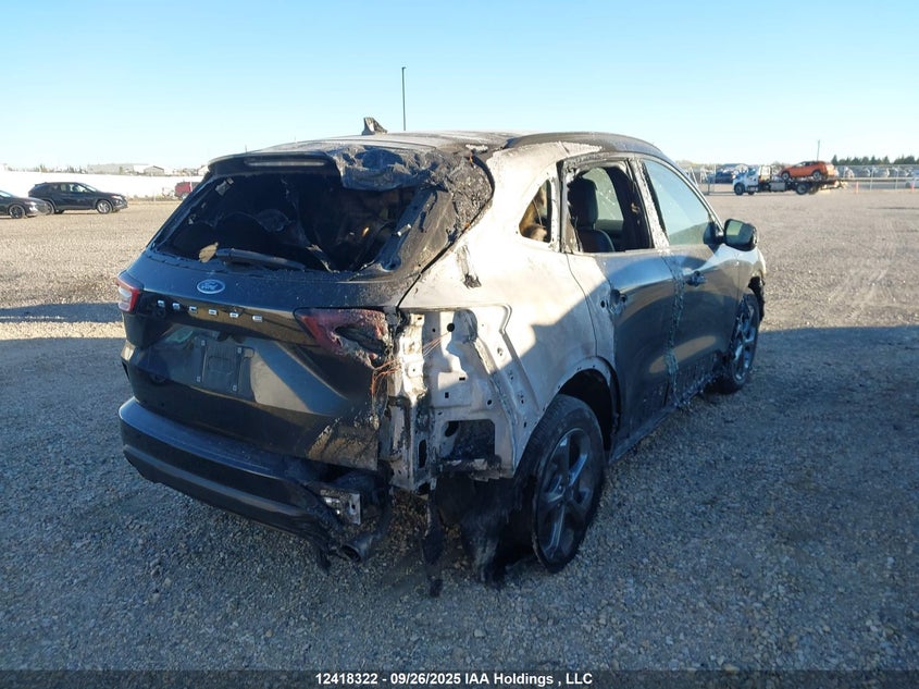 1FMCU9MZXRUA32003 2024 FORD ESCAPE photo no. 4