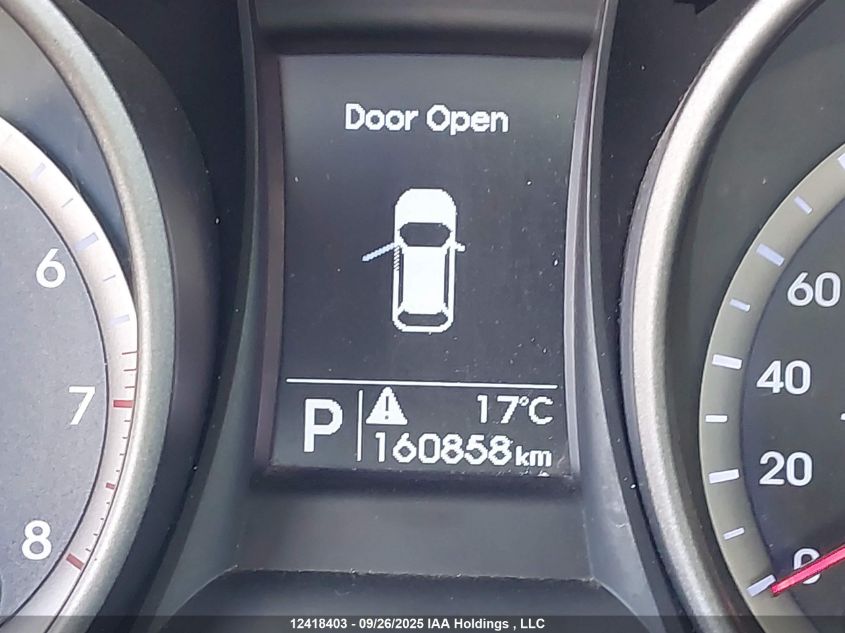 2015 Hyundai Santa Fe Sport 2.4 Luxury VIN: 5XYZUDLB8FG261542 Lot: 12418403